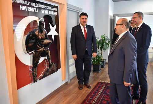 Vali Ustaoğlu İlçe Programlarına Devam Ediyor