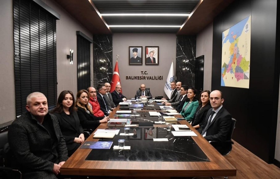 VALİMİZ SAYIN İSMAİL USTAOĞLU BAŞKANLIĞINDA PROJELERİN DEĞERLENDİRİLMESİ TOPLANTISI GERÇEKLEŞTİRİLDİ
